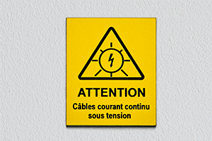 Gravure plastique - CC sous tension